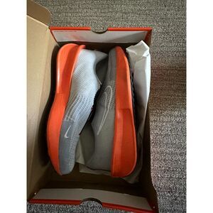 Nike Interact Run EasyOn - Wolf Grey/White-Safety orange - 13men 14.5w w/box